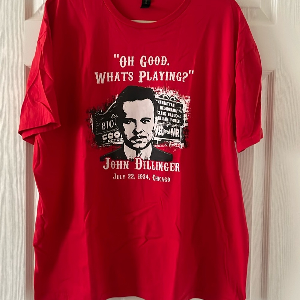 Men’s Graphic Tee  Red   100% Cotton  XXL